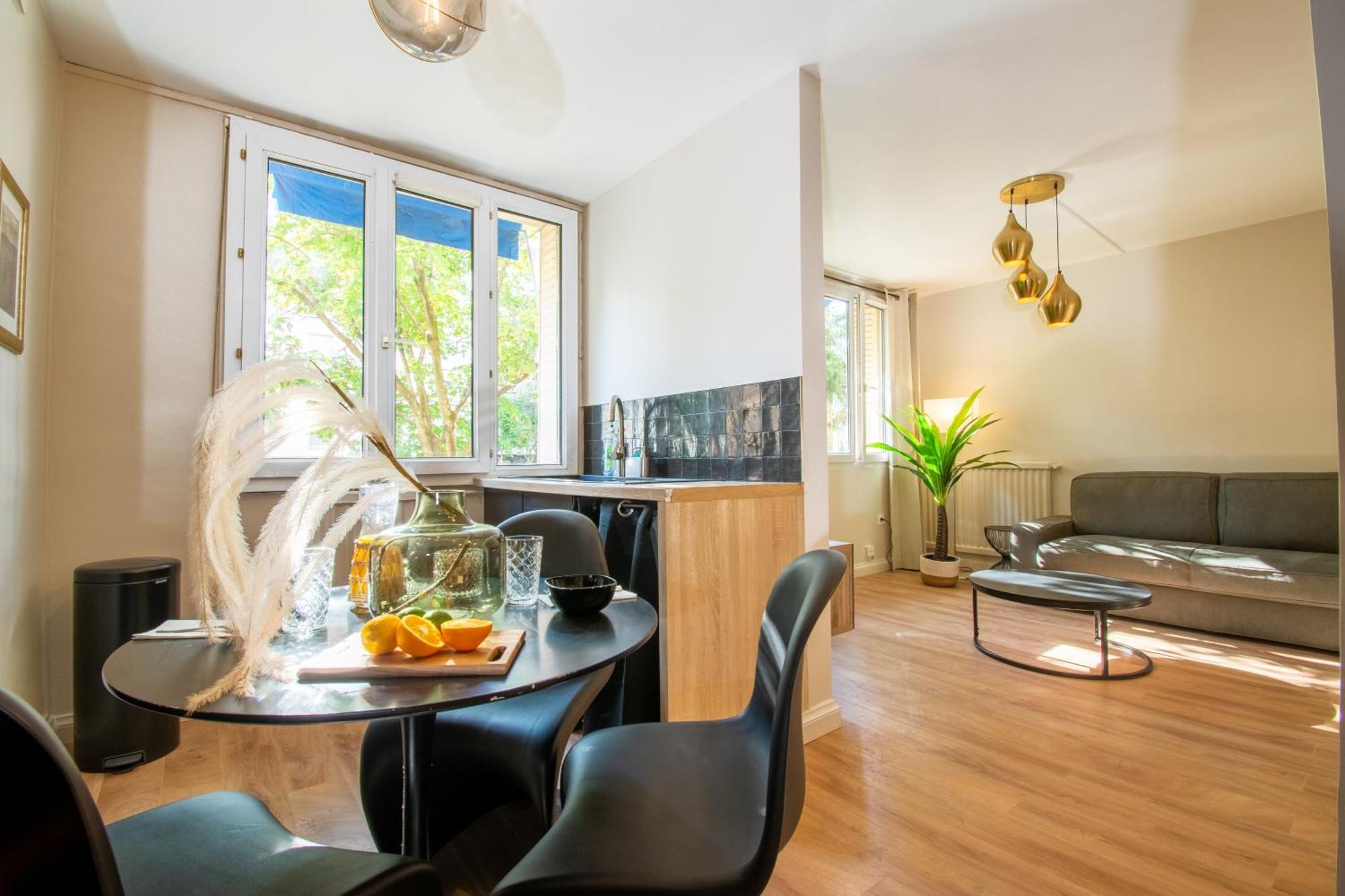 Suite Maddison Villeurbanne Exterior photo